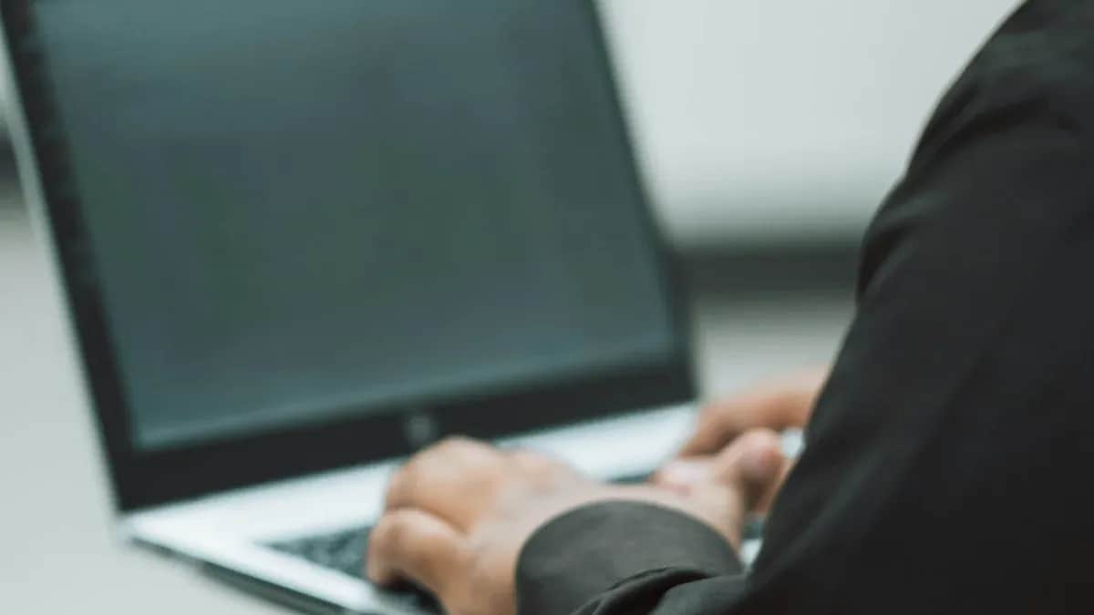 How to spot vague promises in job ads