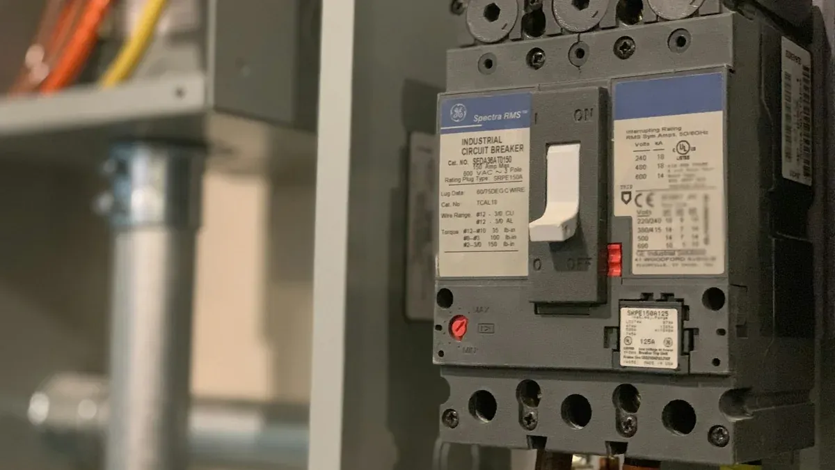 Old wiring: signs it is time to call an electrician