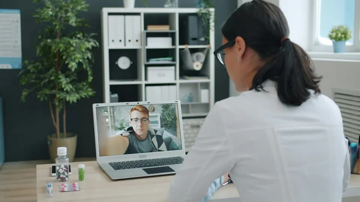 Telemedicina: cuándo resuelve y cuándo exige atención presencial