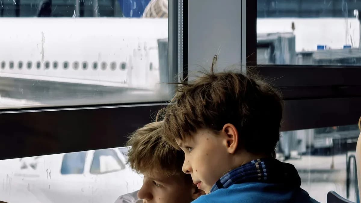 Cómo organizar los documentos para viajar con niños